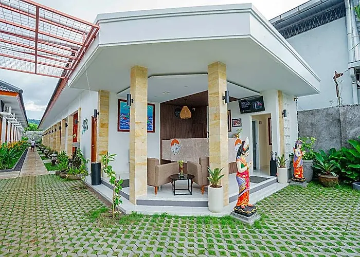 The Lovina Bali Banjar (Bali)