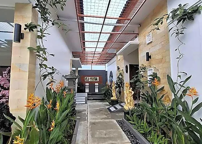 The Lovina Bali ホテル Banjar